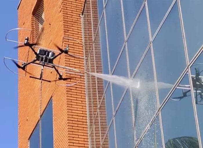 Restauração de fachada predial com tecnologia de drone